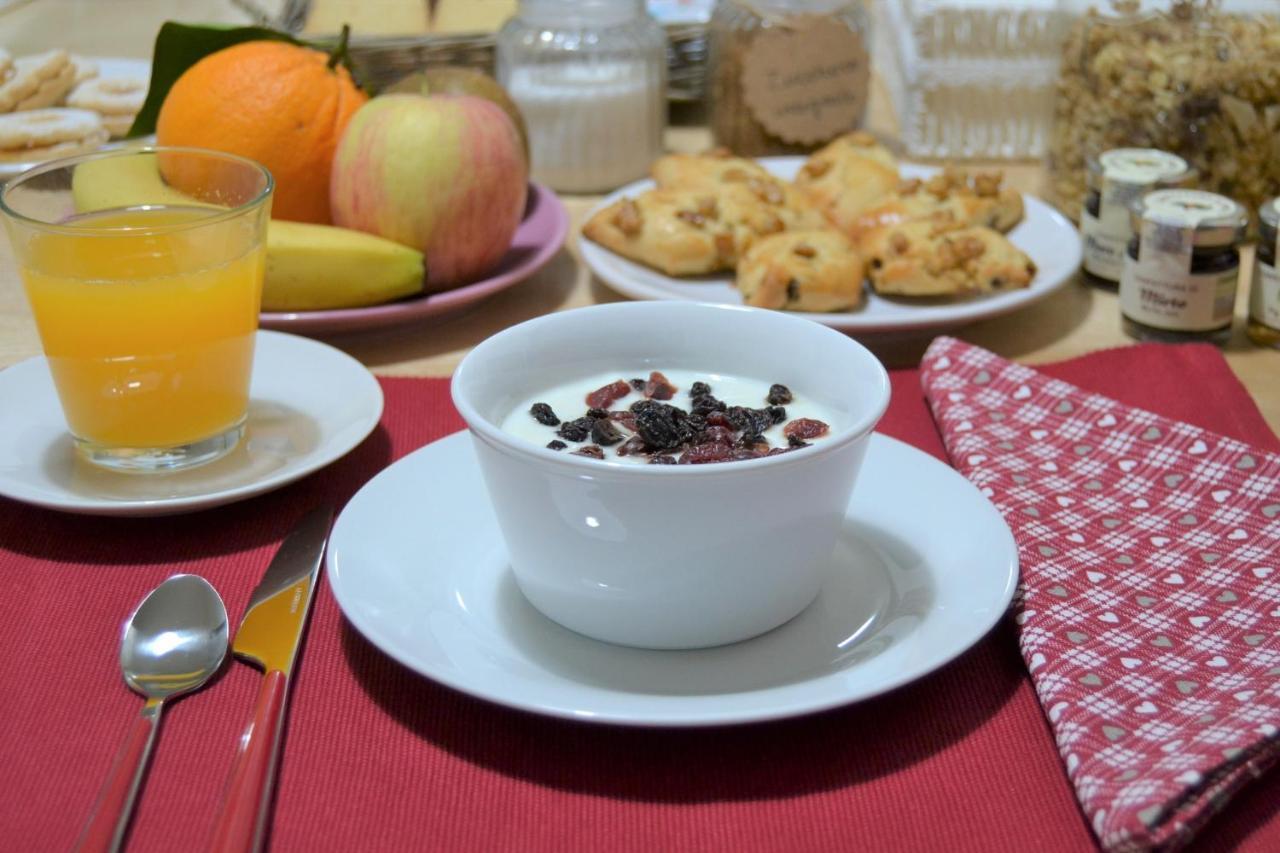 Nuscos Bed And Breakfast Nuoro  Exterior foto